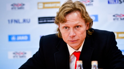 Валерий Карпин