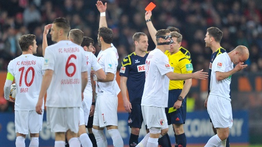 Маттиас Леман покинул поле на 56-й минуте