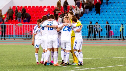 Футболисты «Газовика»