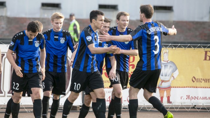 Футболисты «Шинника»