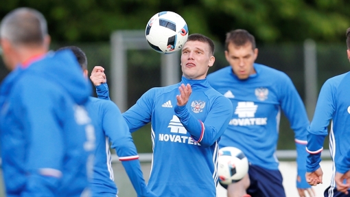 Игорь Денисов