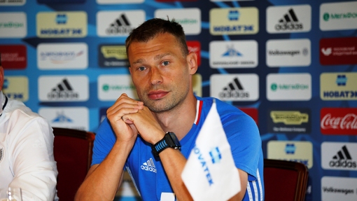 Василий Березуцкий