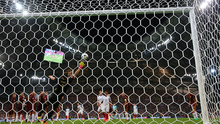 Дайер забивает 