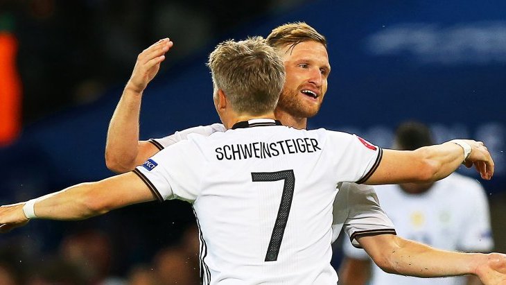 Бастиан Швайнштйгер и Шкодран Мустафи