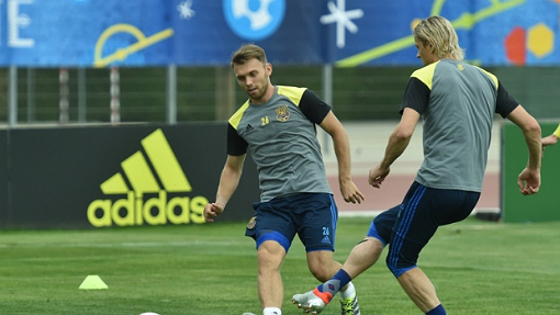 Александр Караваев