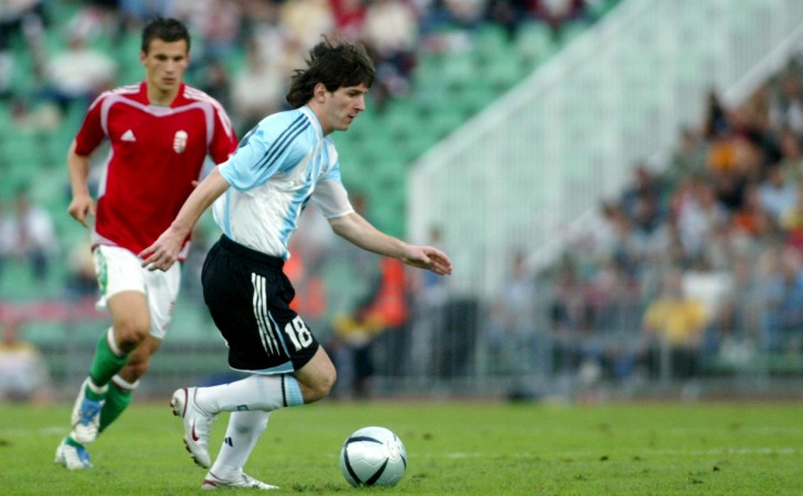 Дебют Месси в главной команде страны вышел неоднозначным