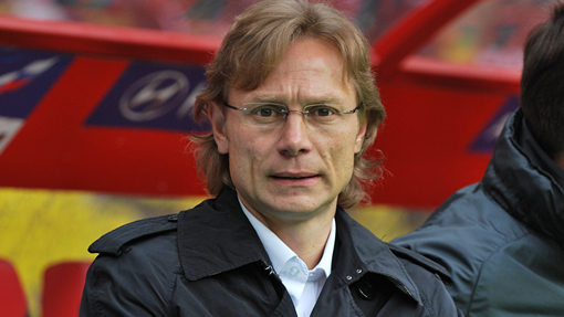 Валерий Карпин