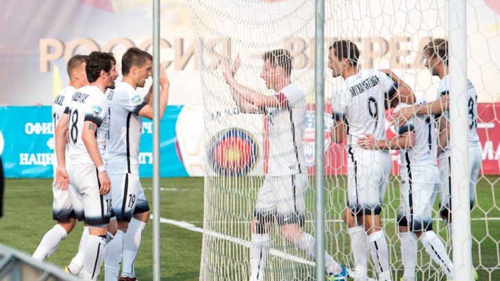 Футболисты «Тосно»