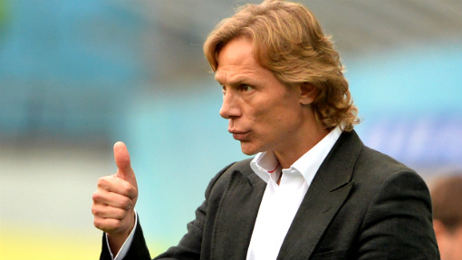 Валерий Карпин