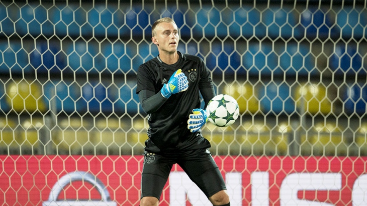 Яспер Силессен опробовал газон «Олимпа-2»