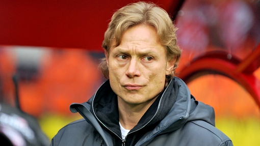 Валерий Карпин