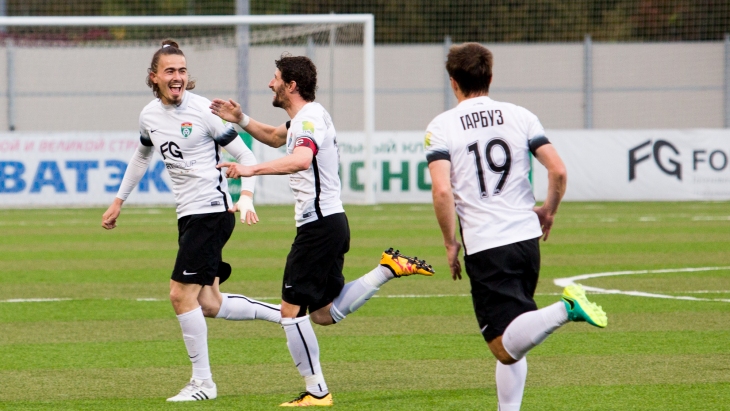 Команда Дмитрия Парфенова вышла в 1/8 финала Кубка России