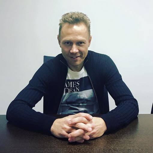 Валерий Карпин после стрижки