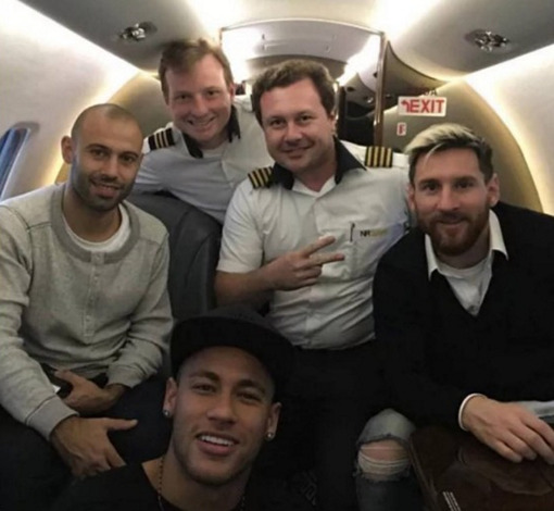 Фото из частного самолета Неймара