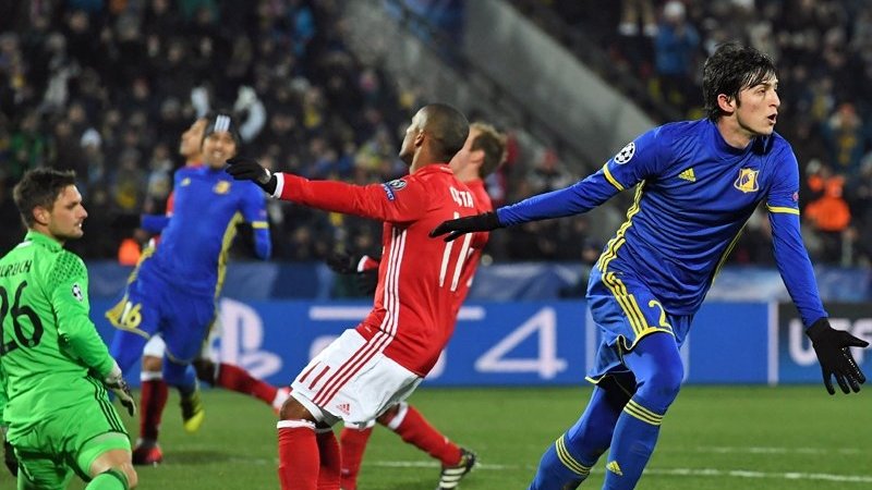 Сердар Азмун