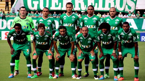 Футболисты «Шапэкоэнсе»