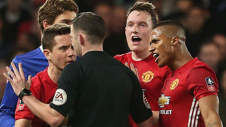 FA обвинила «МЮ» в ненадлежащем поведении игроков