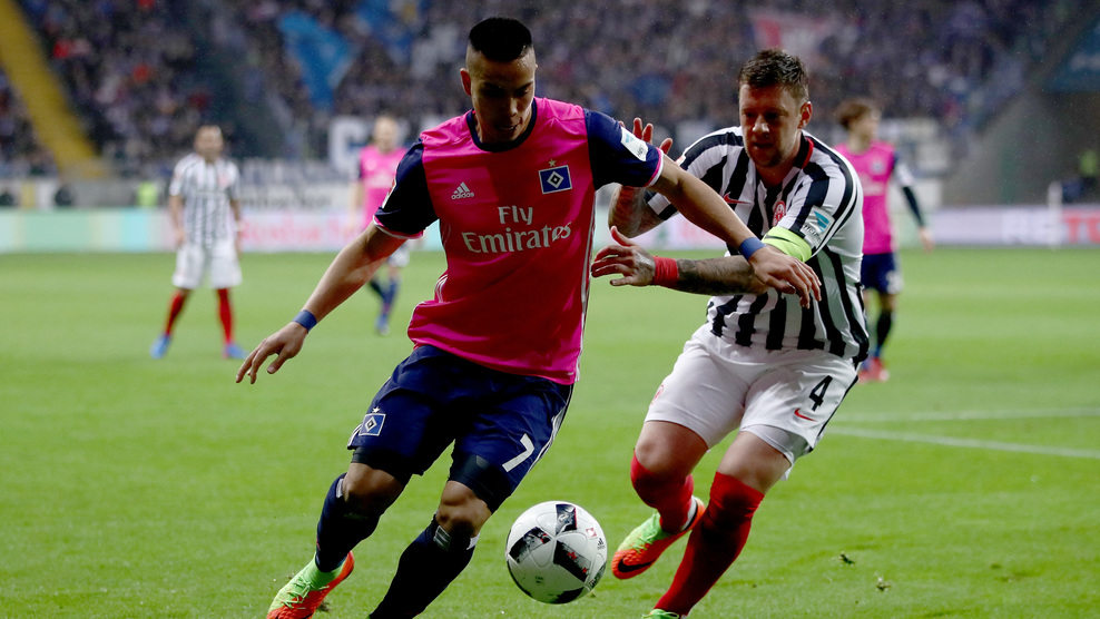 «Айнтрахт» и «Гамбург» голов не забили