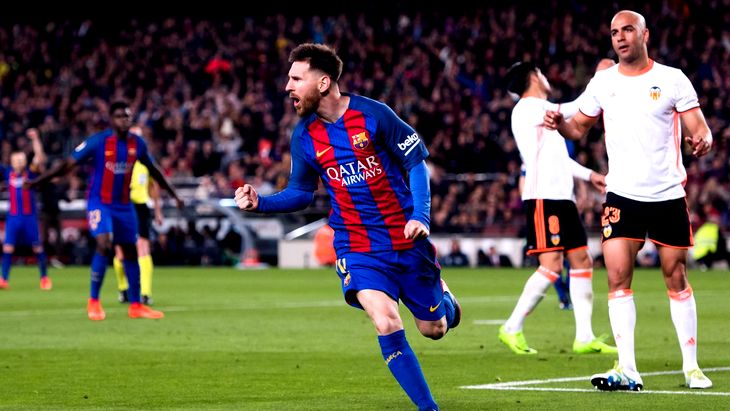 Лионель Месси оформил дубль в матче с «Валенсией»
