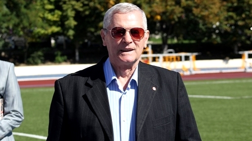 Виктор Понедельник