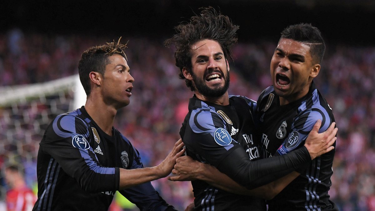 Мадридцы уступили со счетом 1:2, но вышли в финал