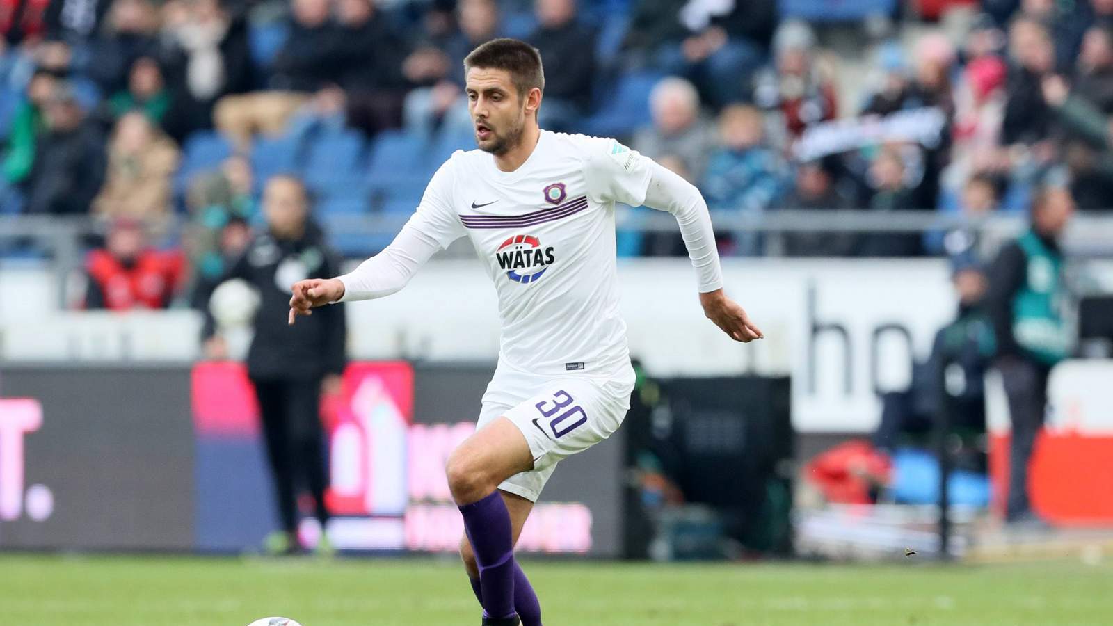 Дмитрий Назаров