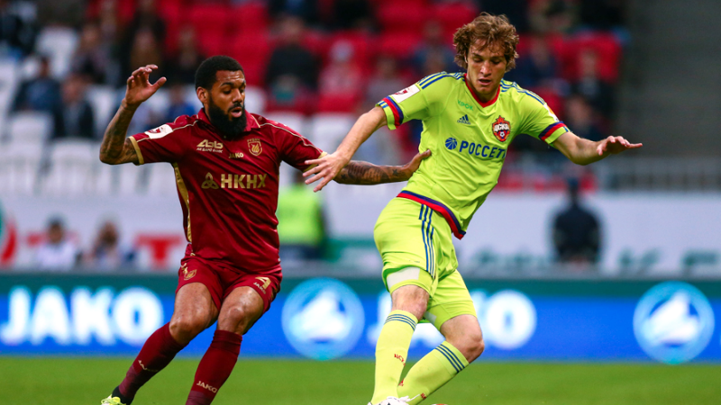 Янн М'Вила (слева) и Марио Фернандес