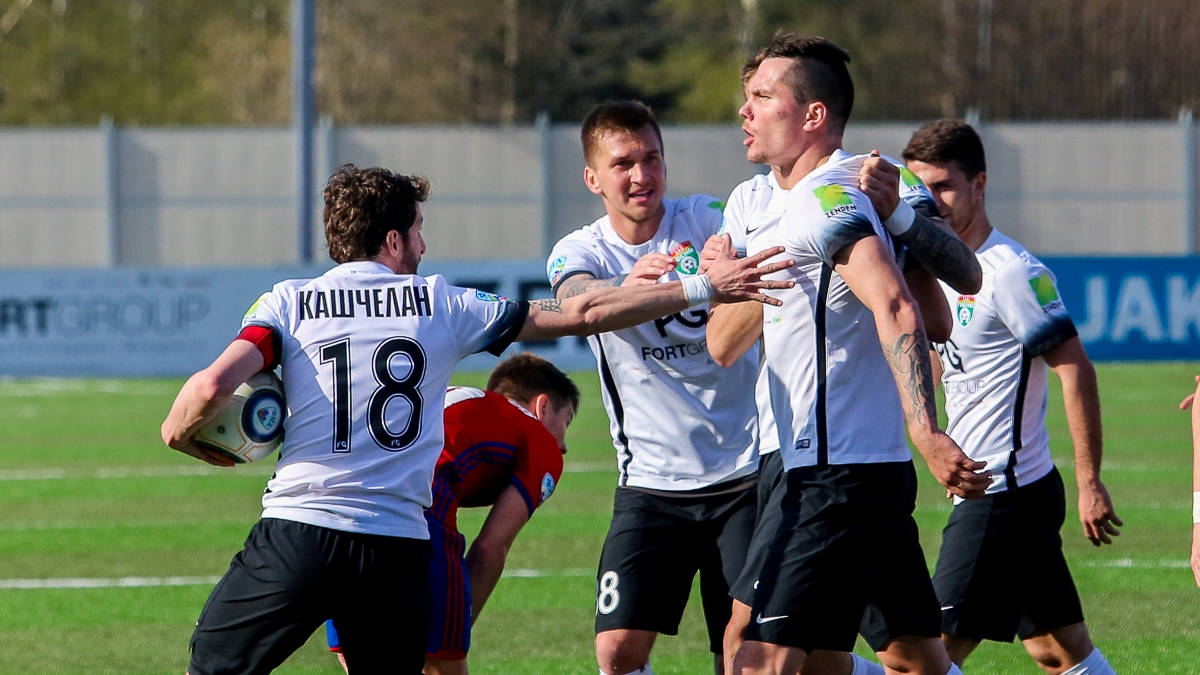 Футболисты «Тосно»