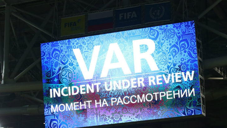 Арбитры КК-2017 впервые использовали видеоповторы во второй день турнира