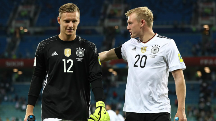 Юлиан Бранд успокаивает Бернда Лено