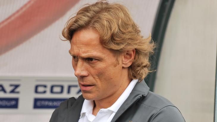 Валерий Карпин