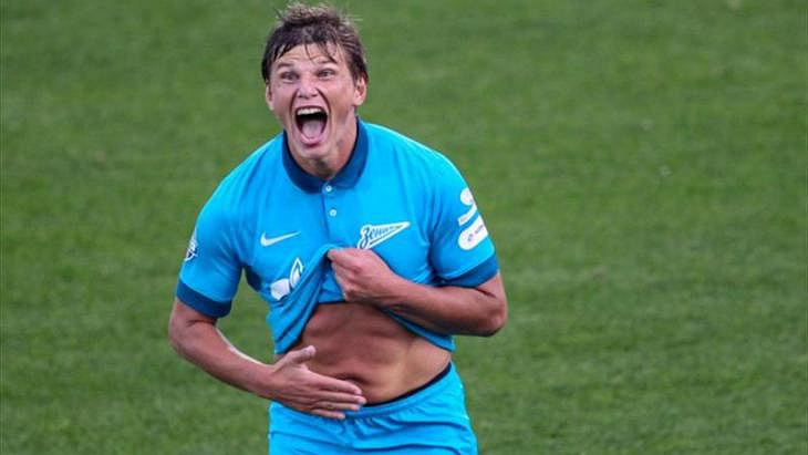 Аршавин празднует гол