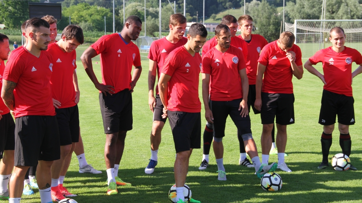 Футболисты «Амкара»