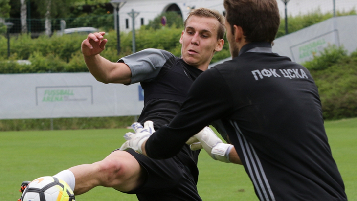 Александр Макаров