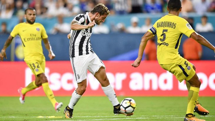 Маркизио (в центре) вновь напомнил о себе