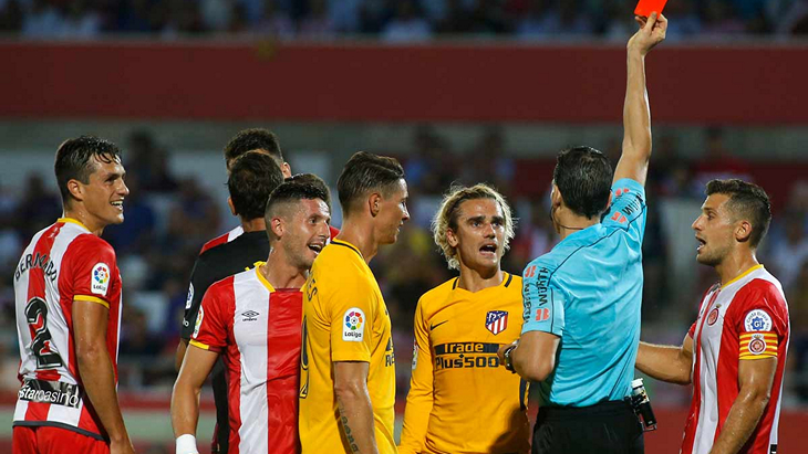 Антуан Гризманн получил красную карточку