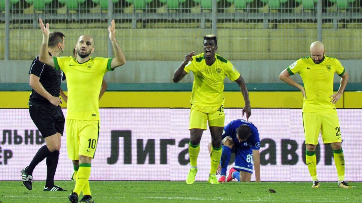 Махачкалинцы прервали свою серию поражений