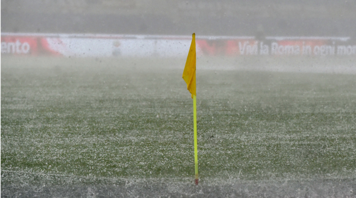 Матч «Лацио» — «Милан» перенесен из-за погодных условий