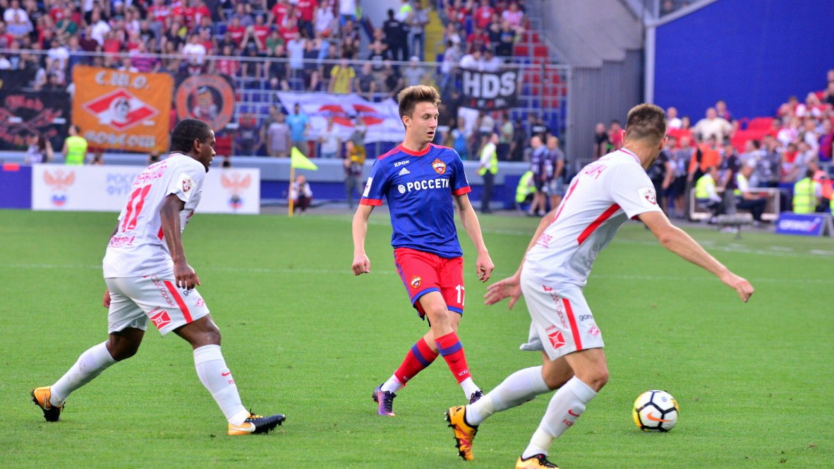 Александр Головин