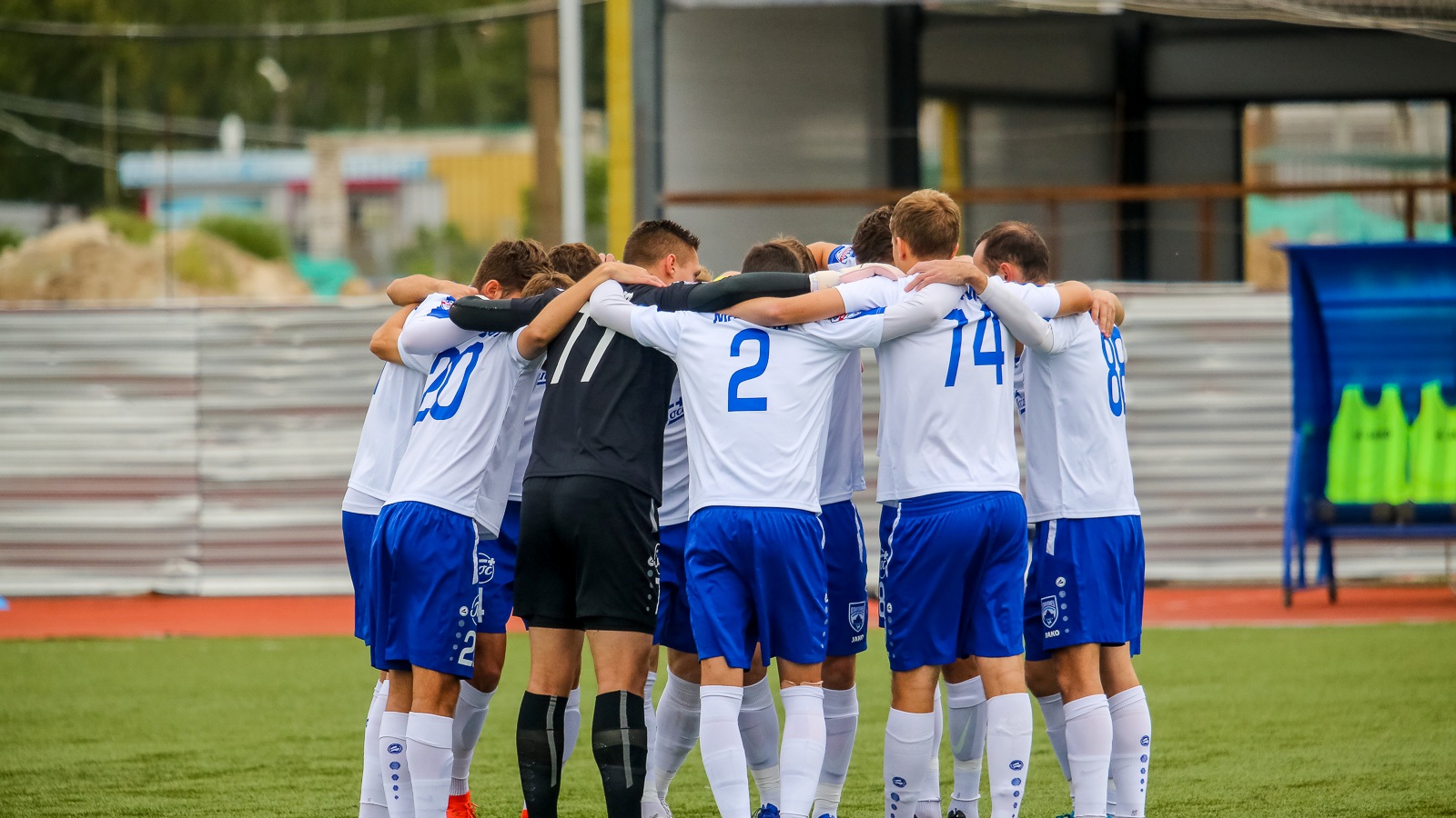 Футболисты «Олимпийца»