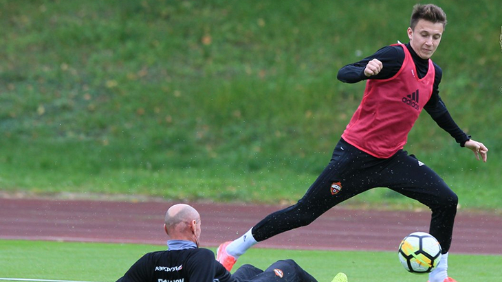 Александр Головин