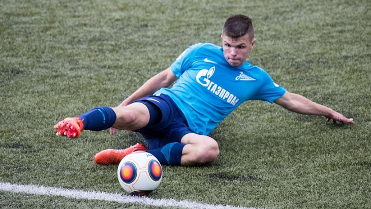 «Тамбов» победил «Зенит-2»