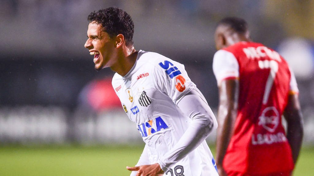 Лукас Вериссимо