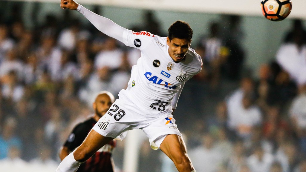 Лукас Вериссимо