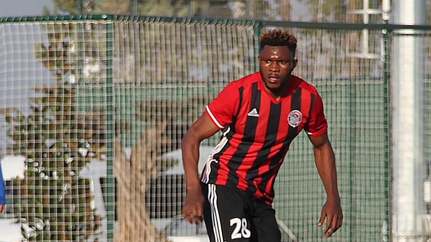 Аарон Оланаре