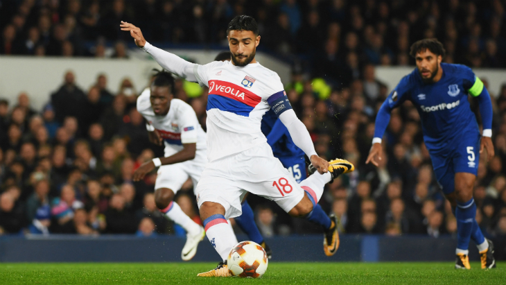 Набиль Фекир в атаке