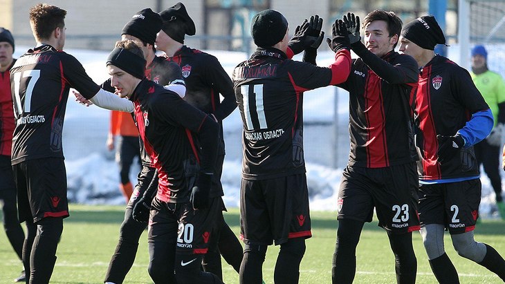 Футболисты «Химок»