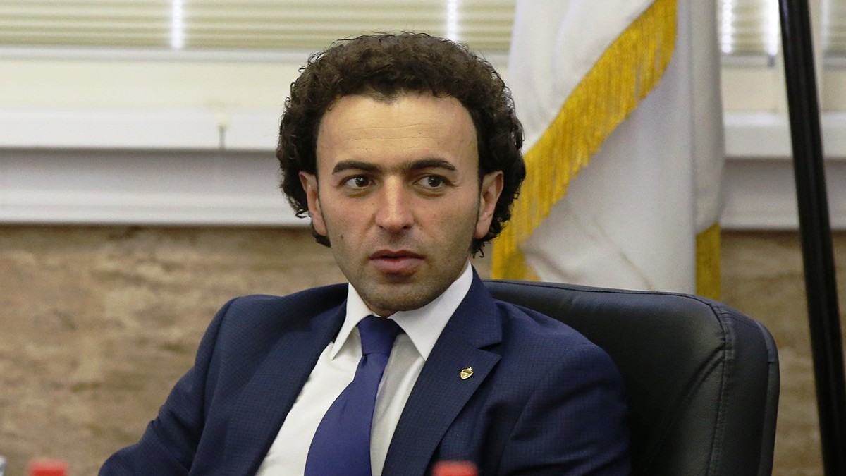 Роман Бабаев