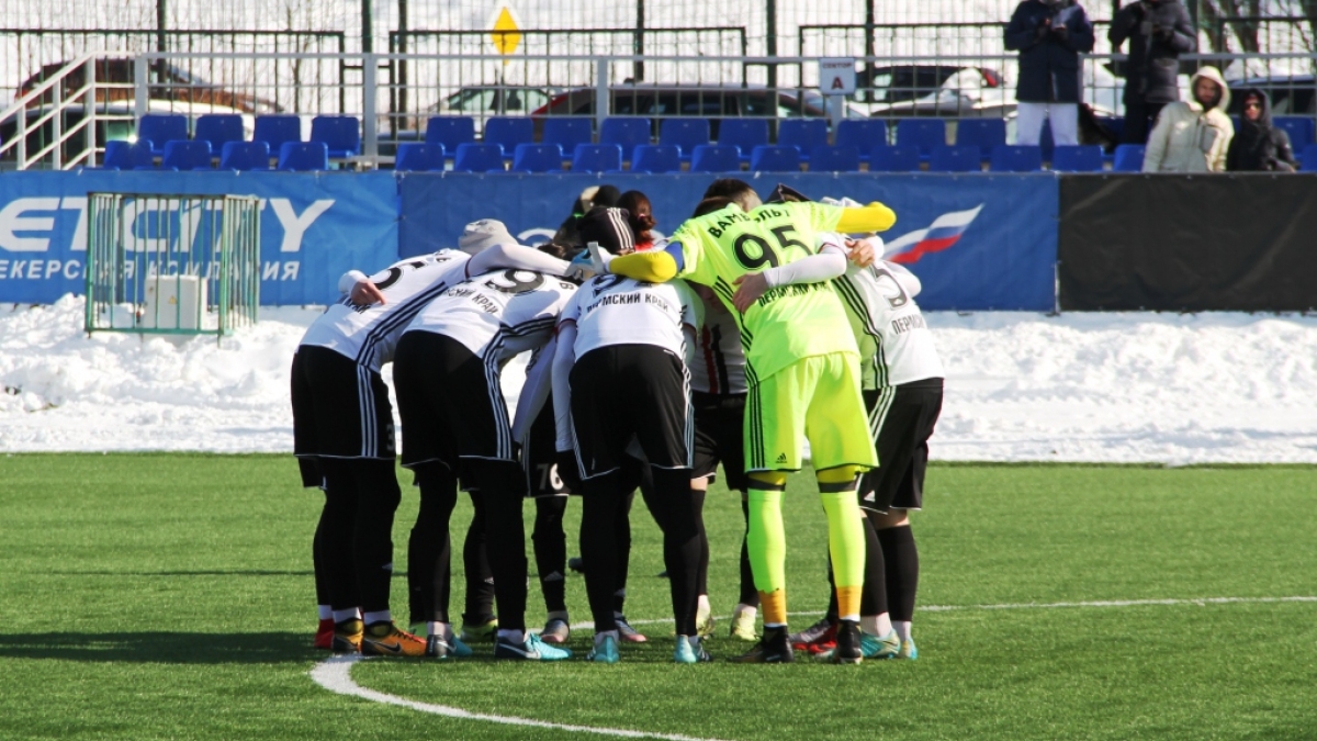 Футболисты «Амкара»