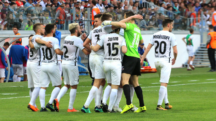 Футболисты «Крыльев Советов»